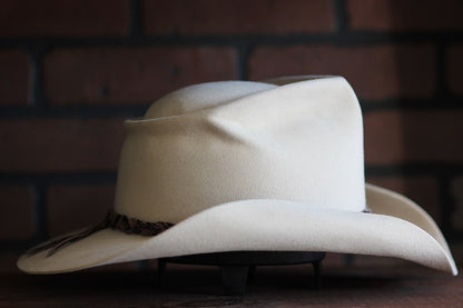 Inspired by the hat made by Baron Hats and worn by Viggo Mortensen in “Hidalgo”